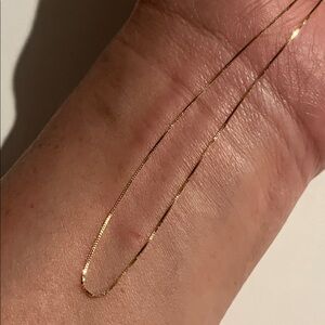 18K Gold Thin Chain Necklace - Solid 750 Gold